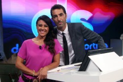 Giusy Versace ed Alessandro Antinelli posano per una foto a margine della prima puntata della nuova stagione della Domenica Sportiva che conducono su Rai2, 23 agosto 2015. ANSA / MATTEO BAZZI