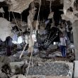 Yemen bombardamenti aden