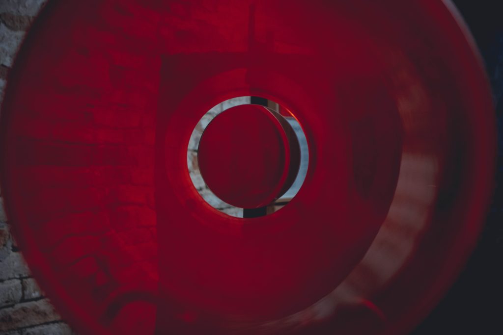 Round red decoration